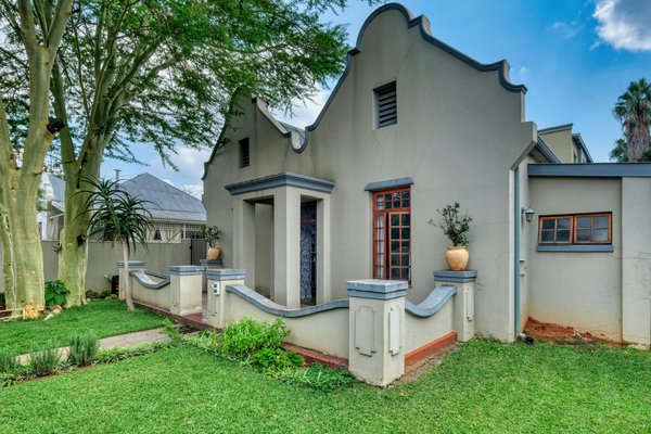 Les piquets en bois : tout ce qu'il faut savoir avant d'acheter